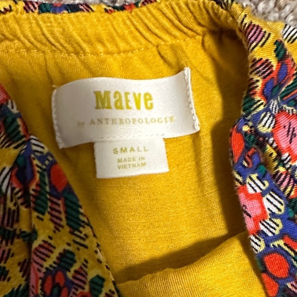 Anthropologie Backless Dress in Yellow and Pink Pattern - Picture 2 of 4